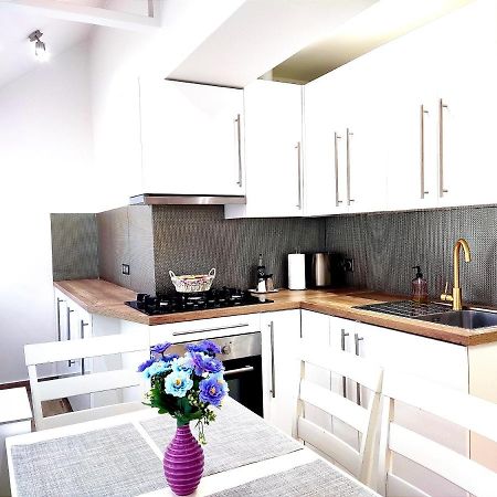 צ'יסינאו Sun Apartment Center City מראה חיצוני תמונה
