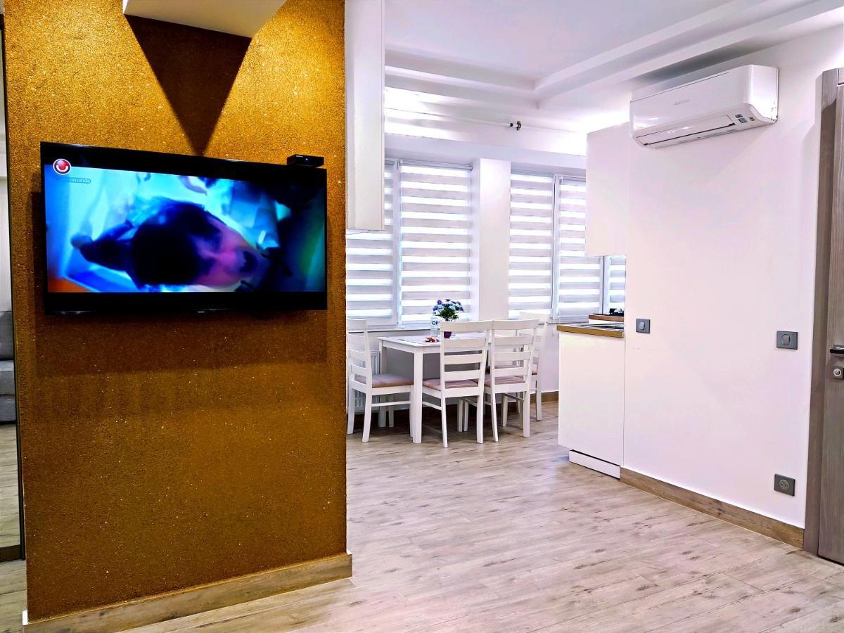 צ'יסינאו Sun Apartment Center City מראה חיצוני תמונה
